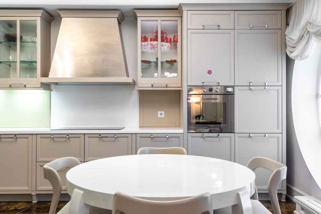 Fitted Kitchen 1